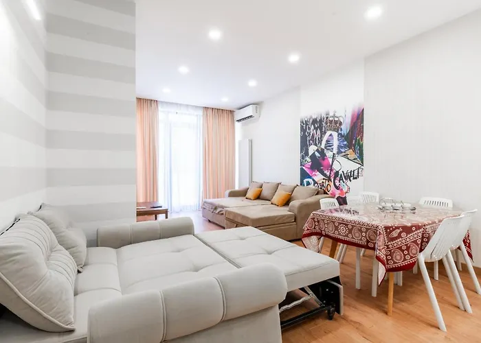 Luxury Sweet Home 4 At Freedom Square
